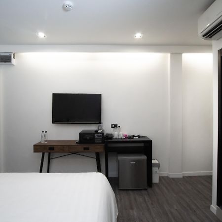 The Nimman Hotel - Sha Plus Чиангмай Екстериор снимка